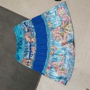 Xtraordinary skirt size large